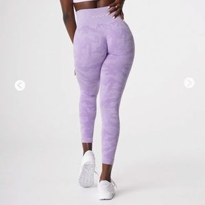 NVGTN Purple Periwinkle Camo Seamless Leggings